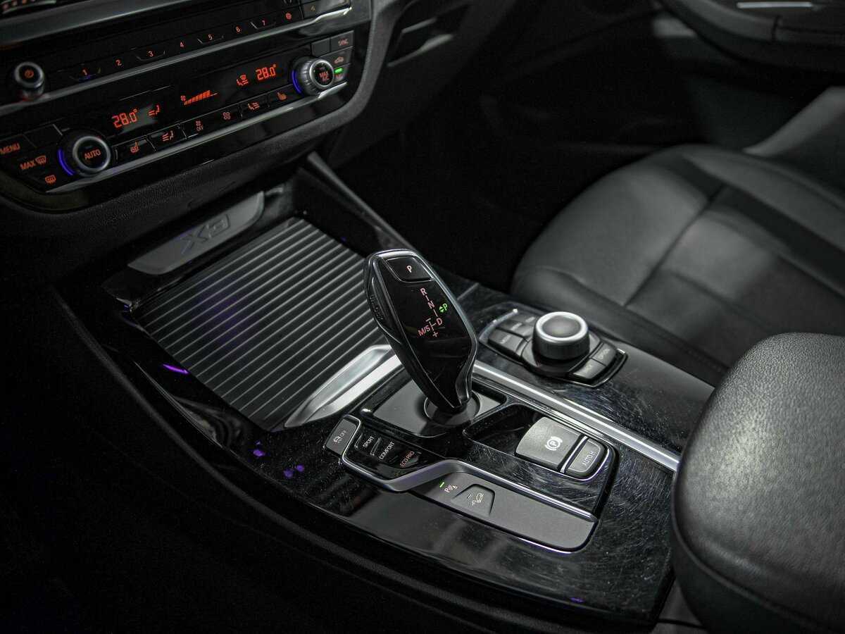 BMW X3 20i xDrive, 2018 Фото №11