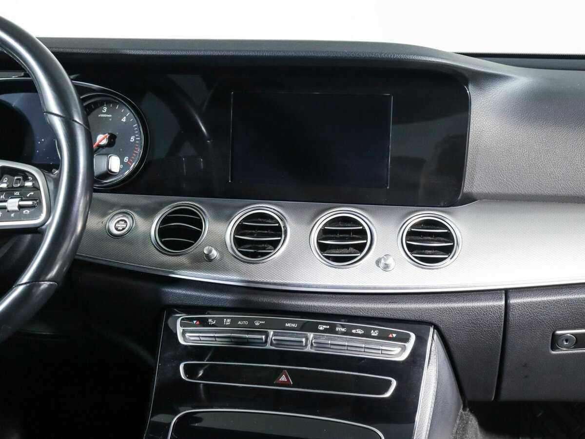 Mercedes-Benz E-Класс 200 d, 2020 - 84 248 км. | Фото №8