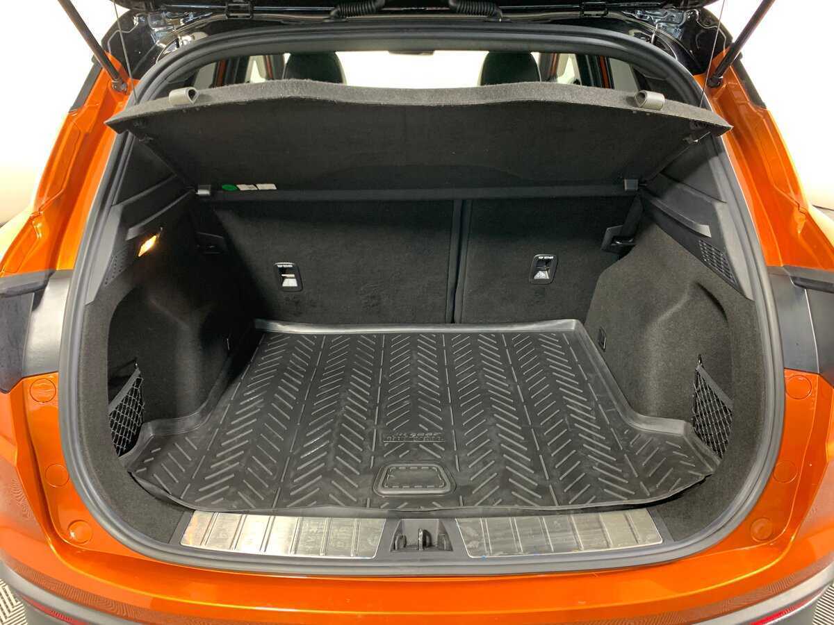 Geely Coolray, 2020 Фото №21