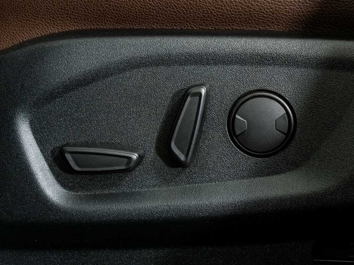 Ford Explorer, 2019 Фото №17