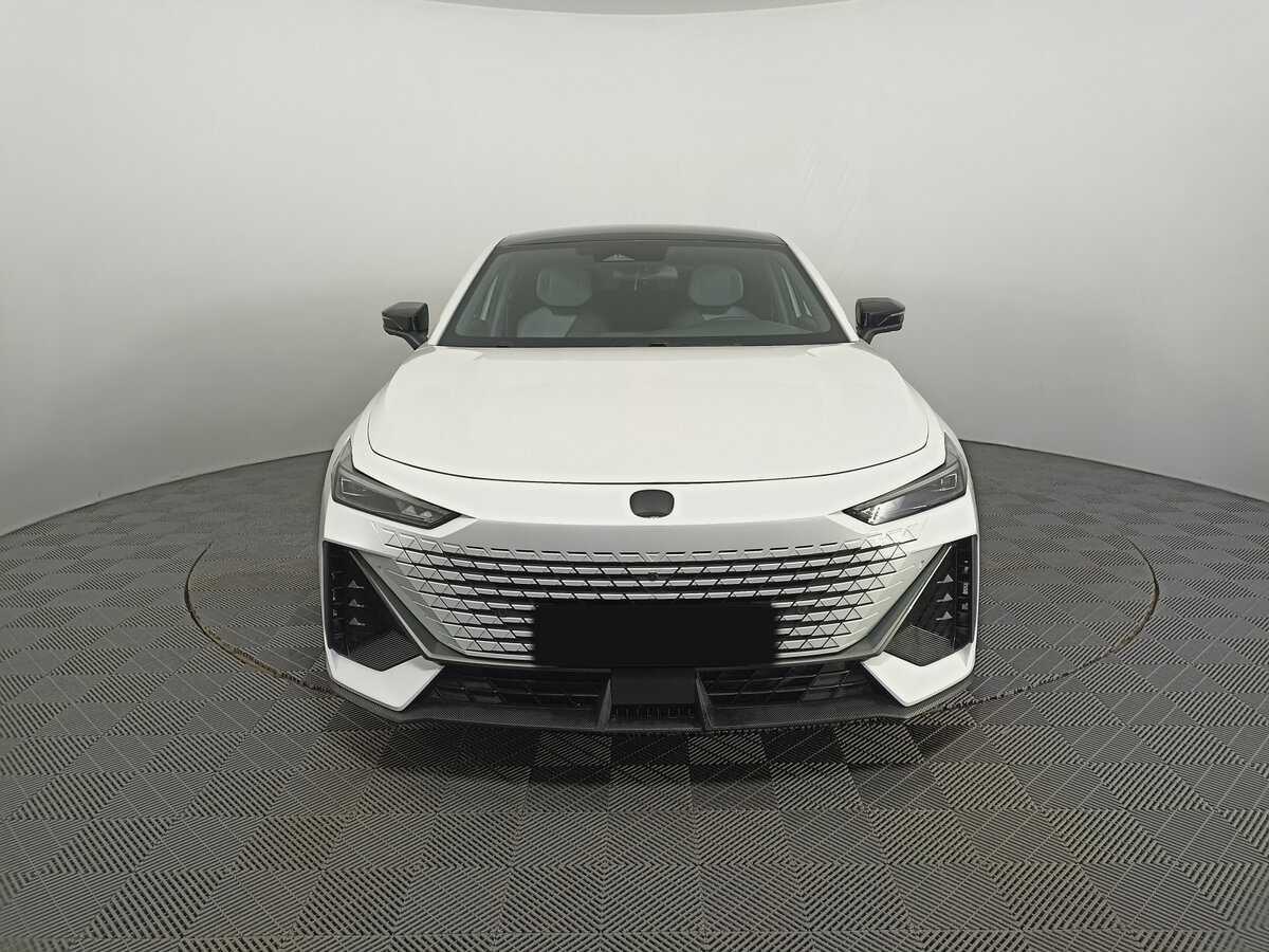 Changan UNI-V, 2023 - 21 975 км. | Фото №2