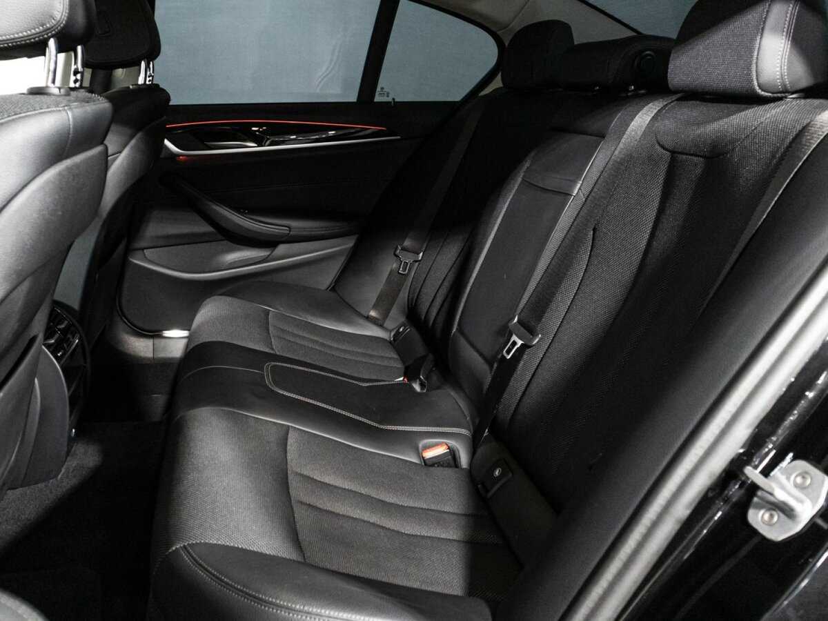 BMW 5 серии 520d, 2019 Фото №10