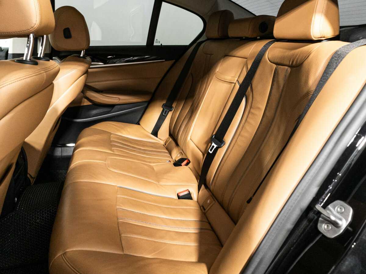 BMW 5 серии 520i, 2019 Фото №9