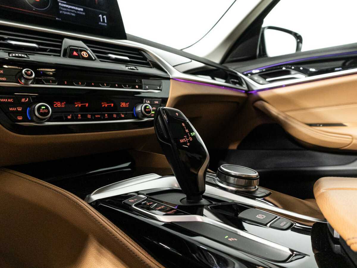 BMW 5 серии 520i, 2019 Фото №22