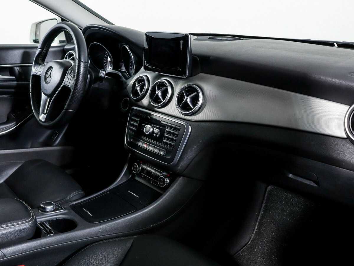 Mercedes-Benz CLA 200, 2014 Фото №6