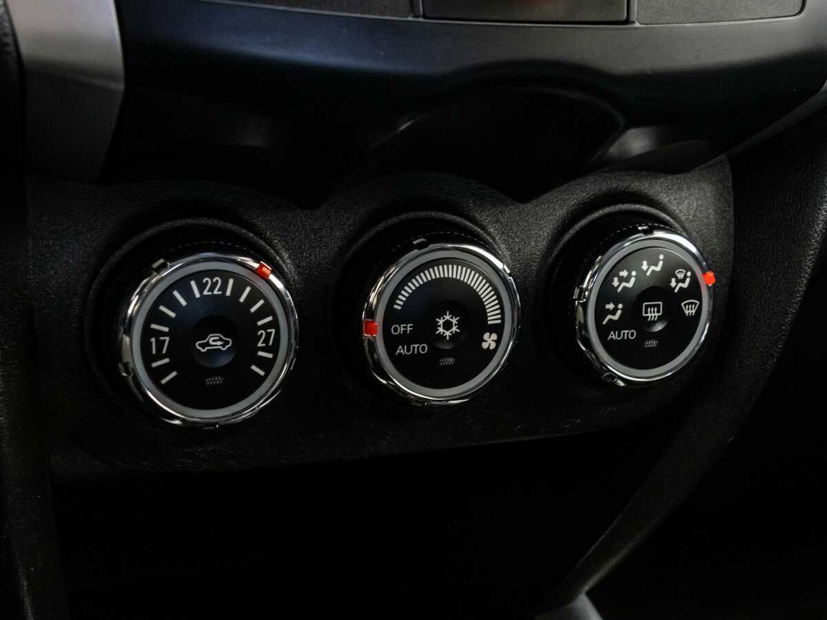 Mitsubishi ASX, 2012 Фото №15