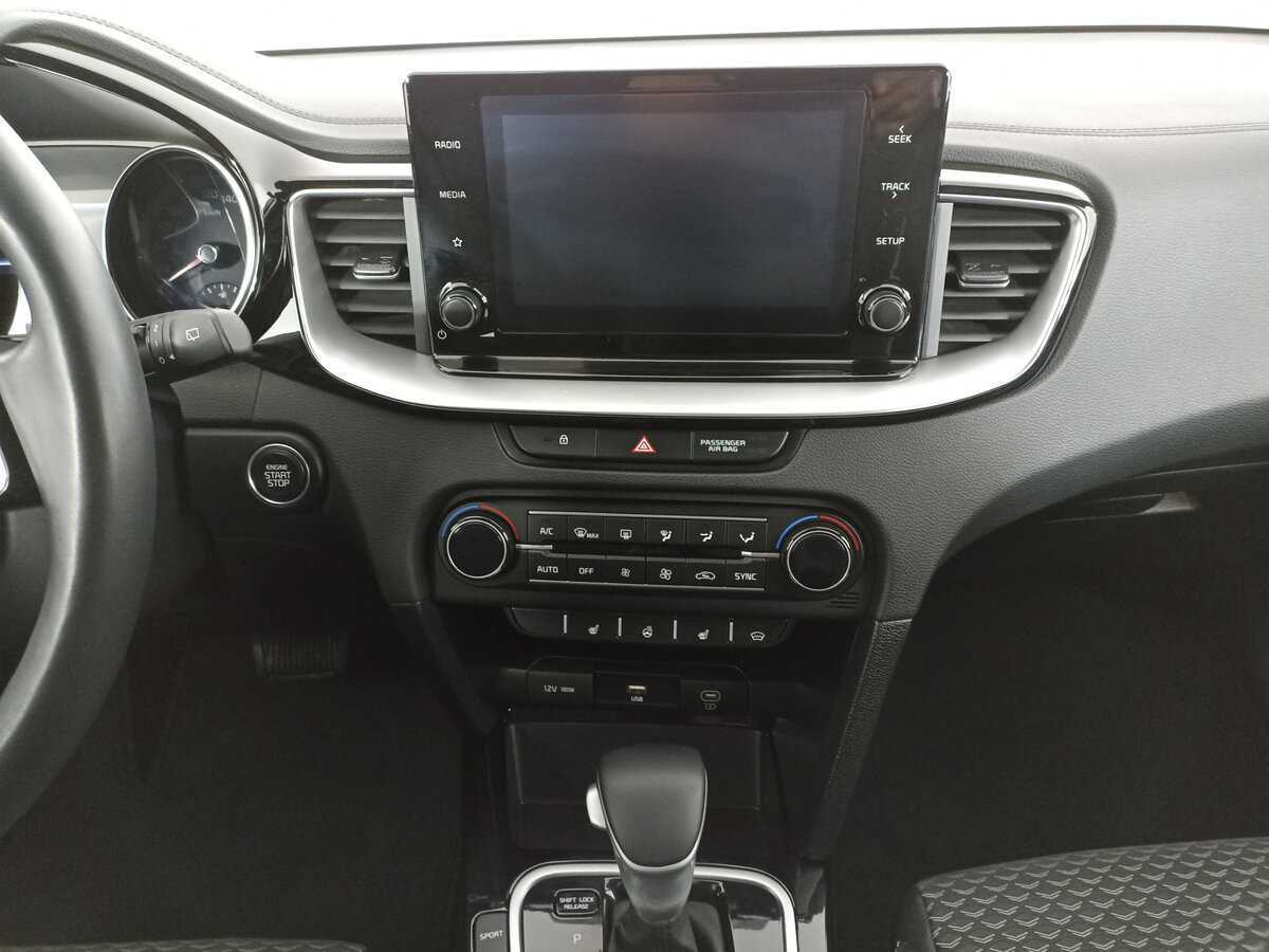 Kia Ceed, 2022 Фото №15