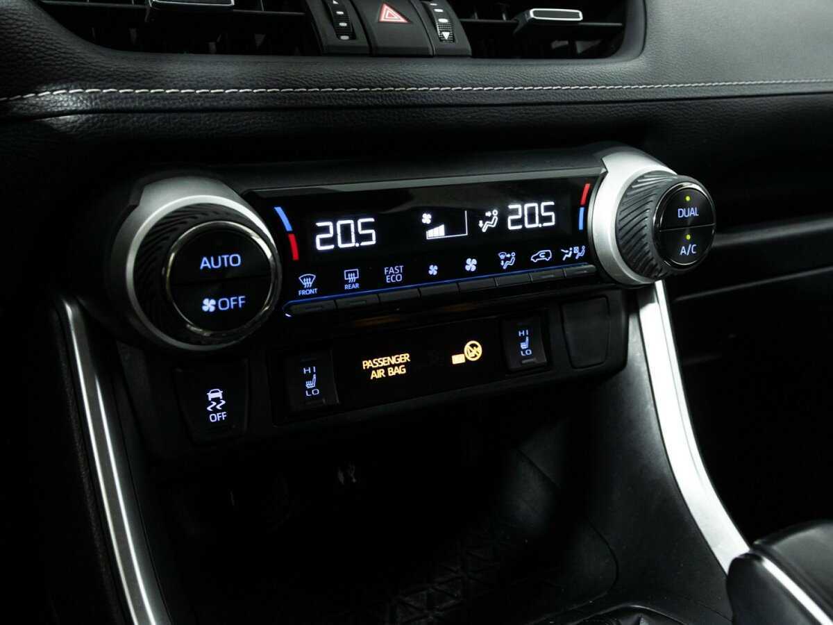 Toyota RAV4, 2019 Фото №15