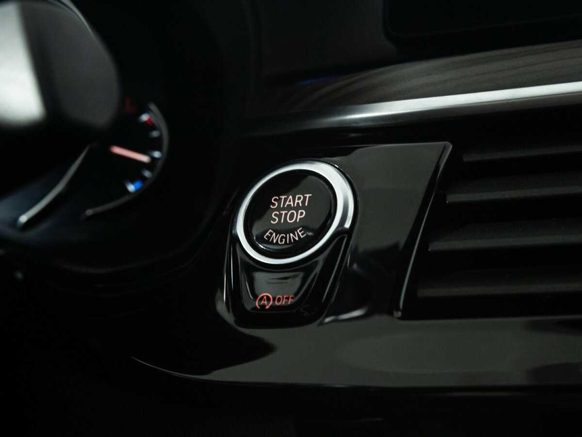 BMW 5 серии 530i xDrive, 2017 Фото №21