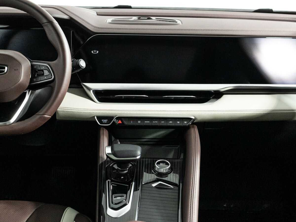 Geely Monjaro, 2023 Фото №14