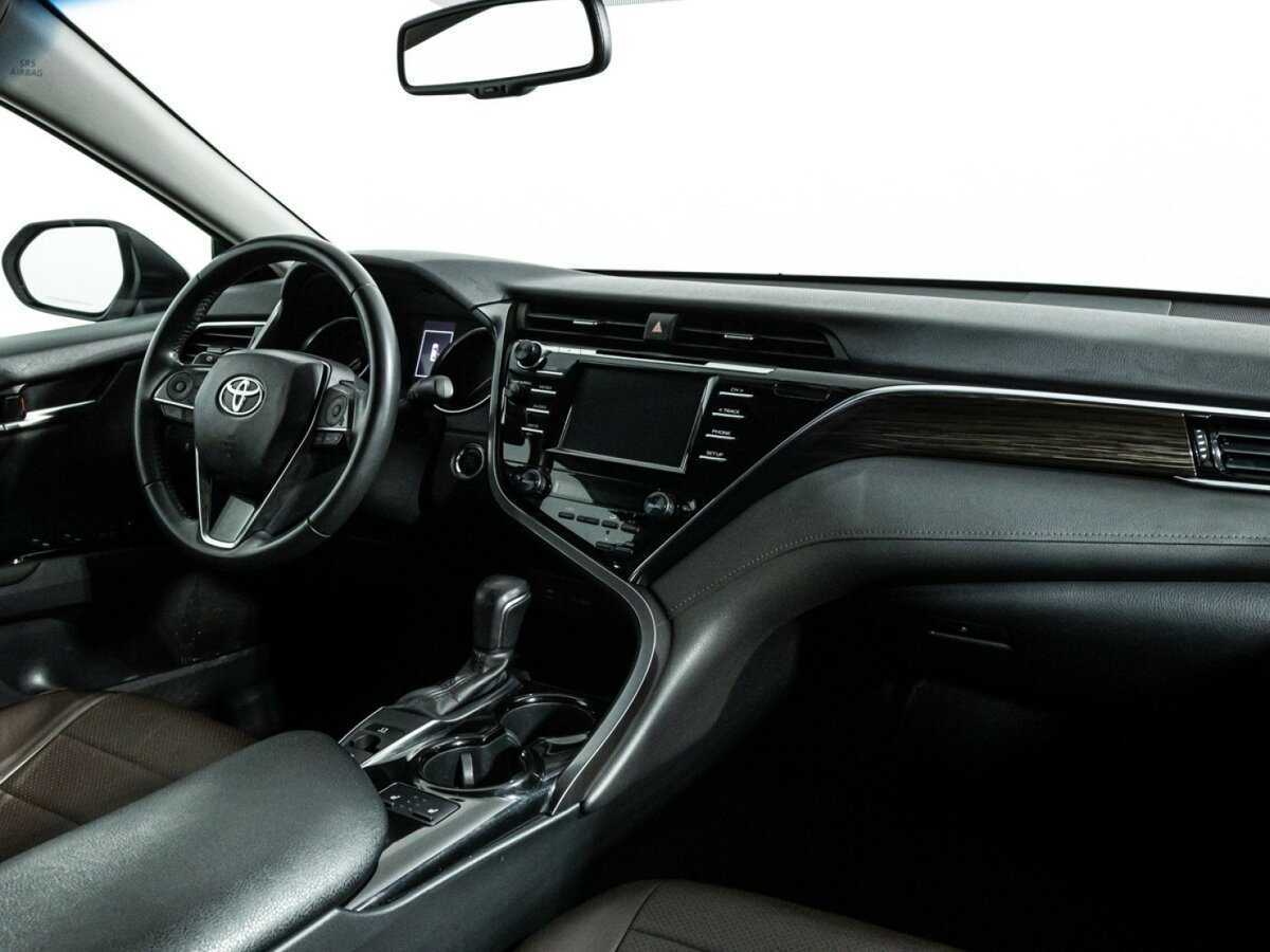 Toyota Camry, 2018 Фото №7