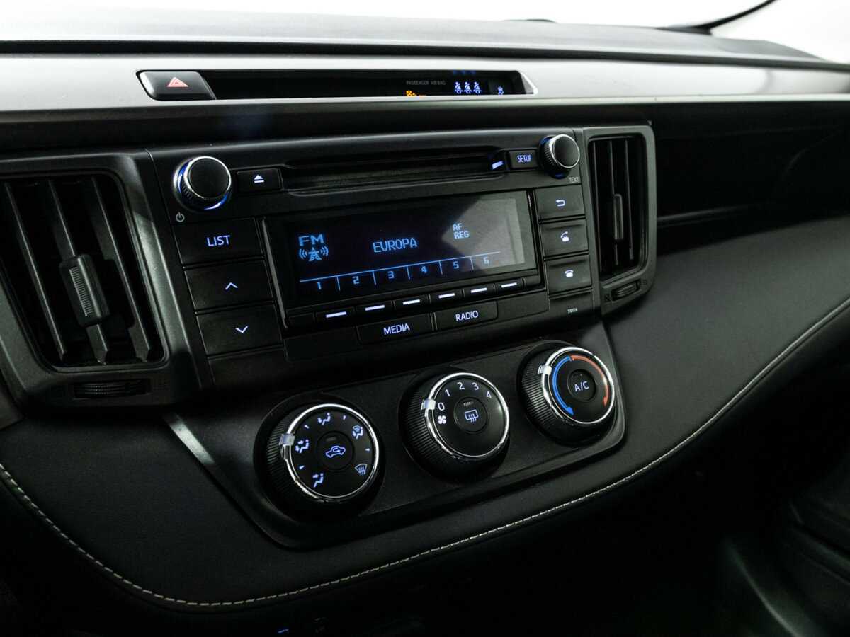 Toyota RAV4, 2016 Фото №16