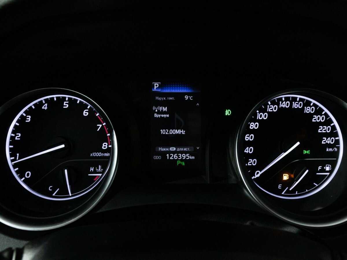 Toyota Camry, 2019 Фото №12