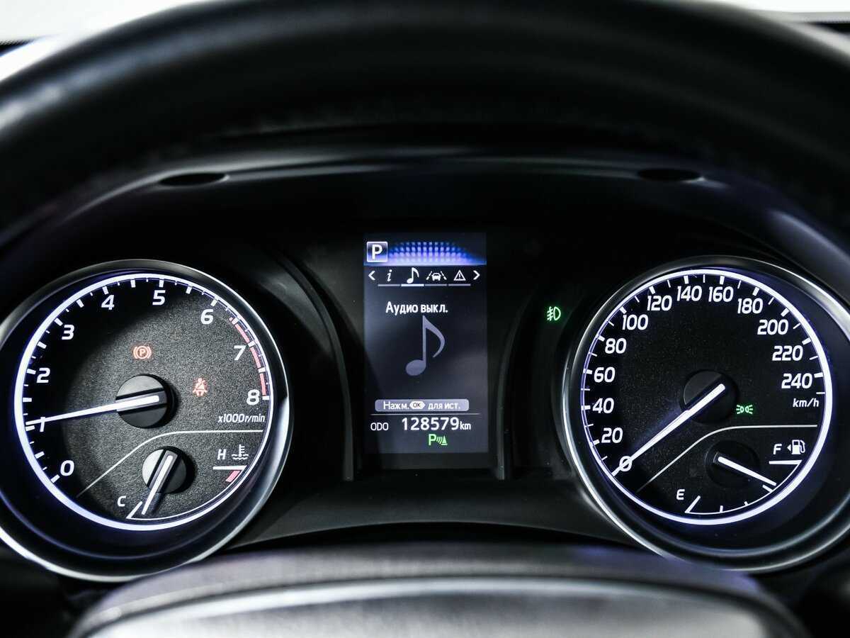 Toyota Camry, 2019 Фото №10