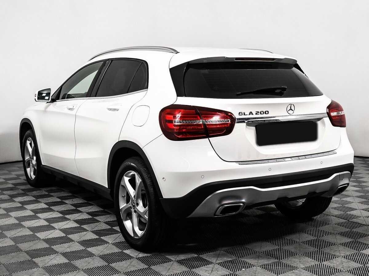 Mercedes-Benz GLA 200, 2018 - 53 539 км. | Фото №7
