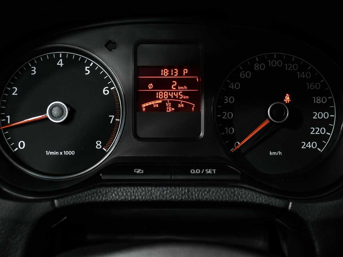 Volkswagen Polo, 2014 Фото №10