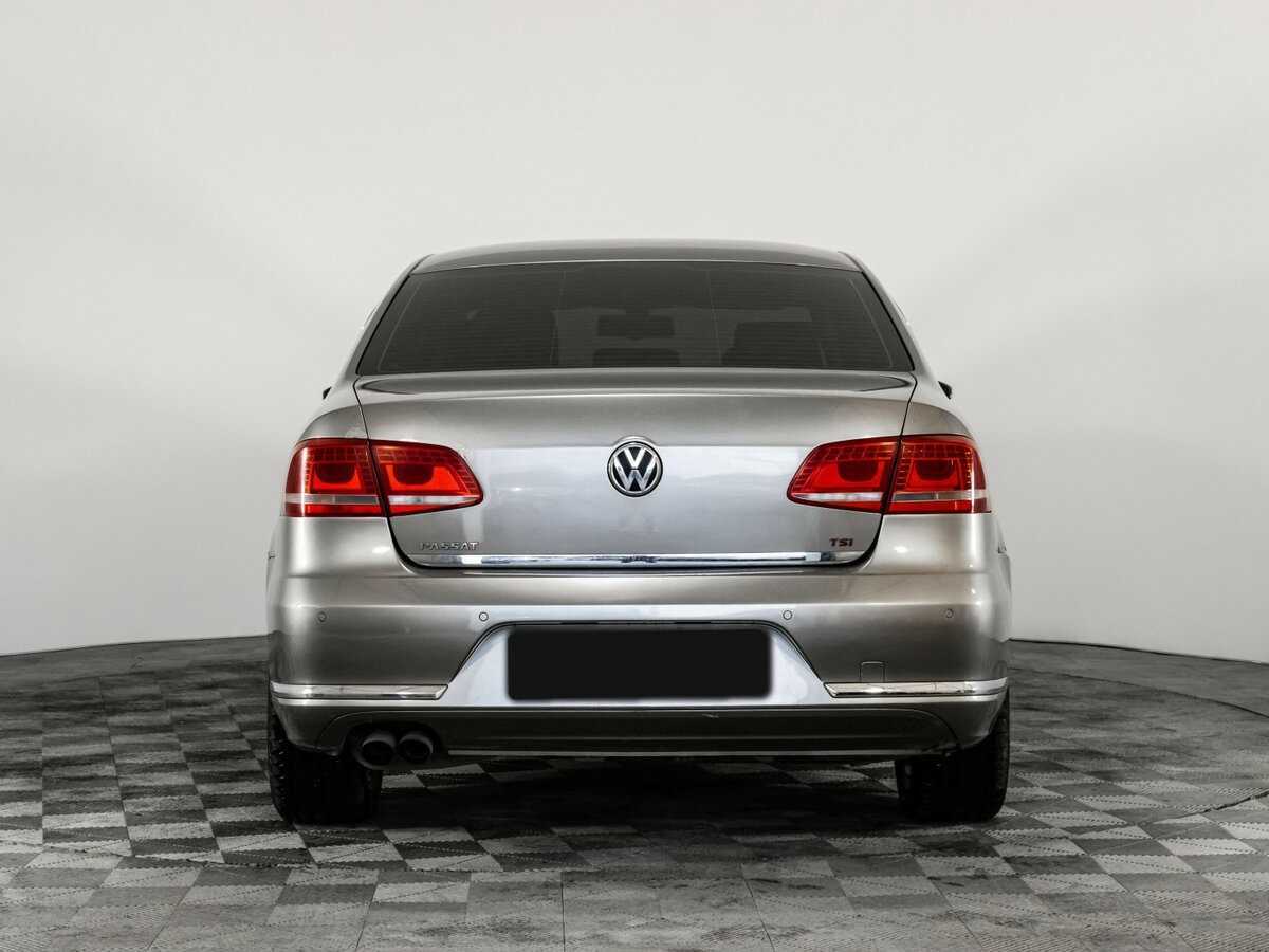 Volkswagen Passat, 2012 - 245 842 км. | Фото №4