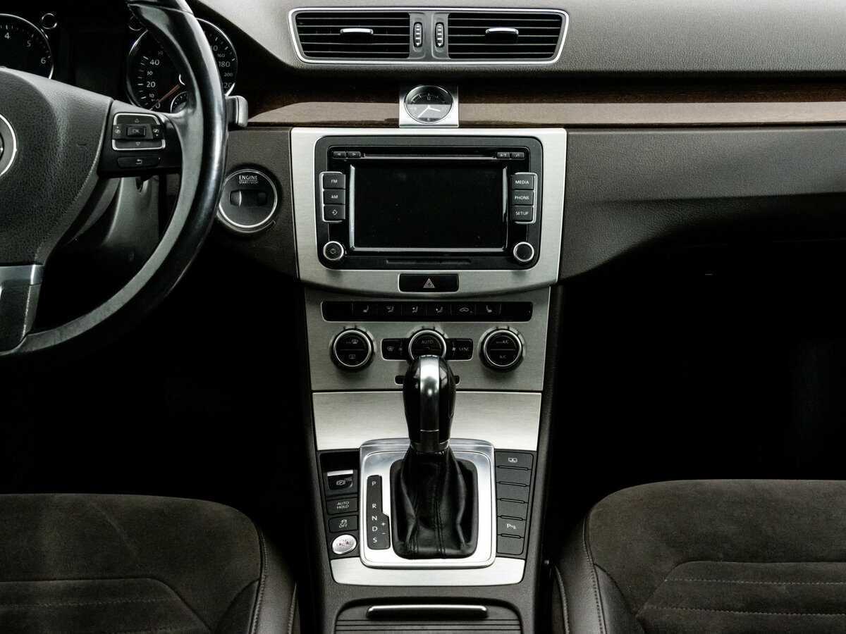 Volkswagen Passat, 2012 Фото №12