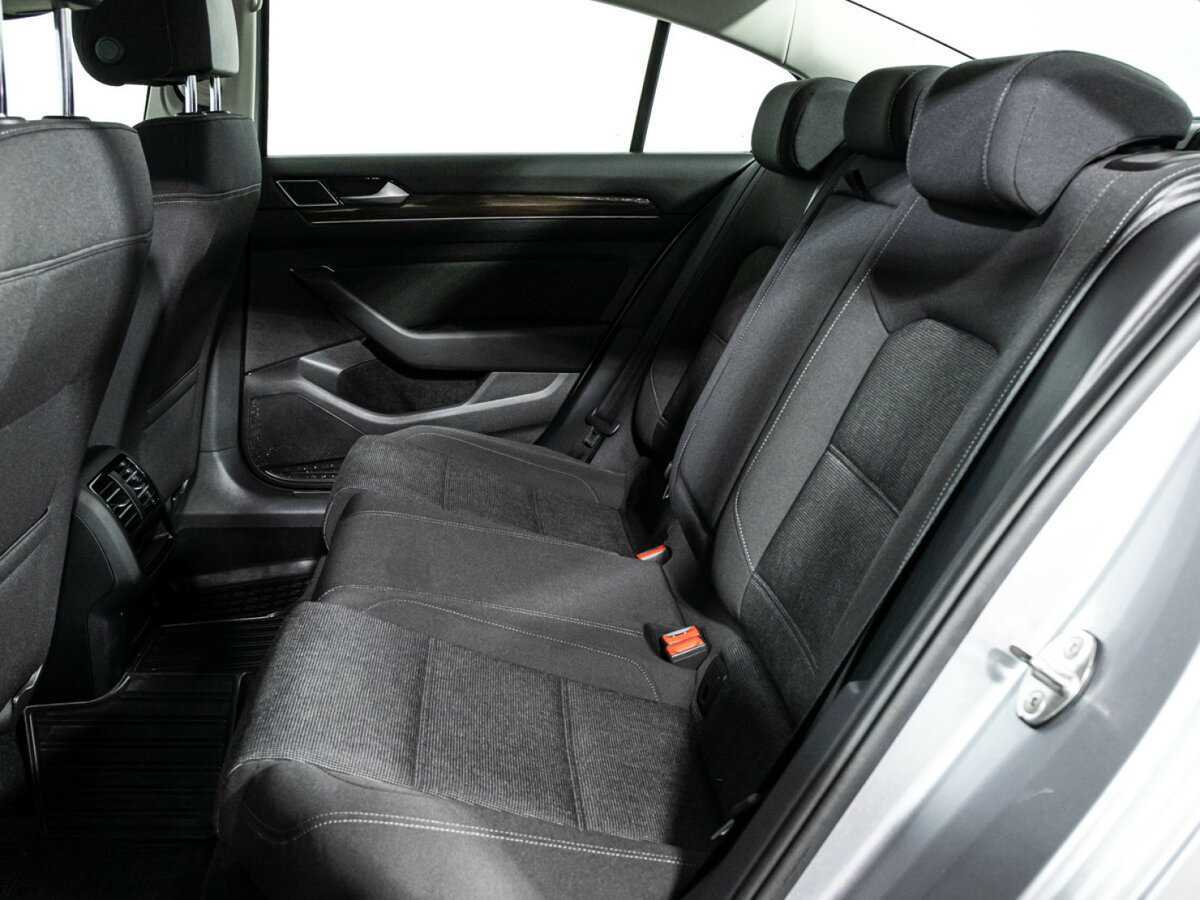 Volkswagen Passat, 2017 Фото №10