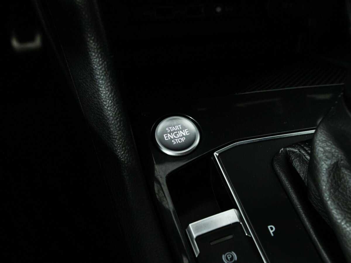 Volkswagen Tiguan, 2020 Фото №19