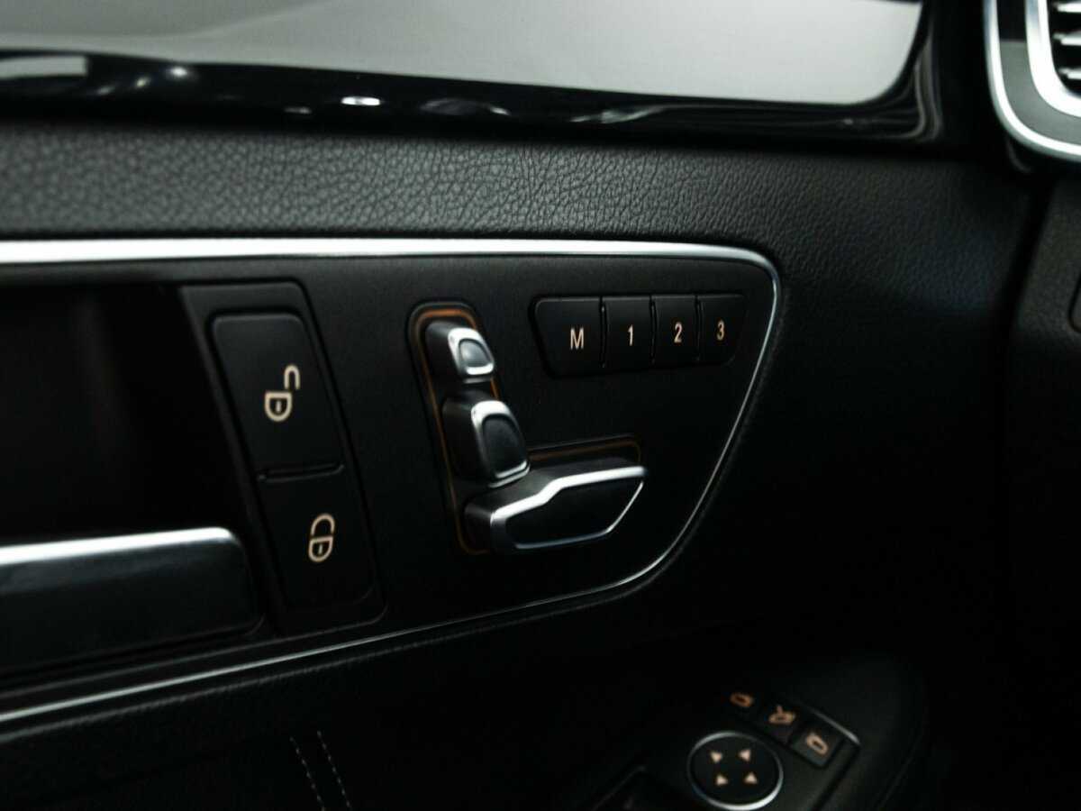 Mercedes-Benz E-Класс 300, 2013 Фото №18