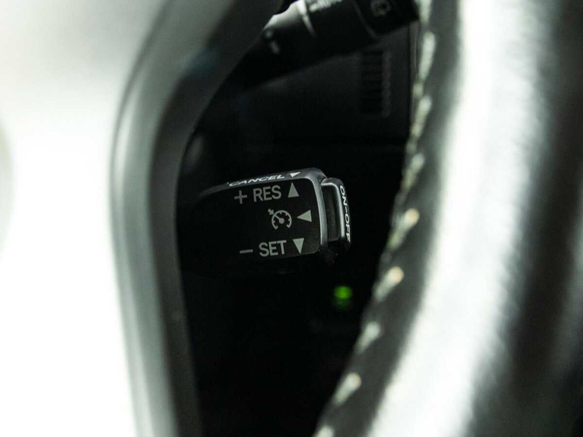 Toyota Land Cruiser Prado, 2014 Фото №19