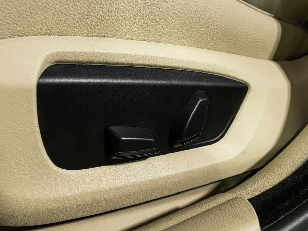 BMW 5 серии 520i, 2014 Фото №15