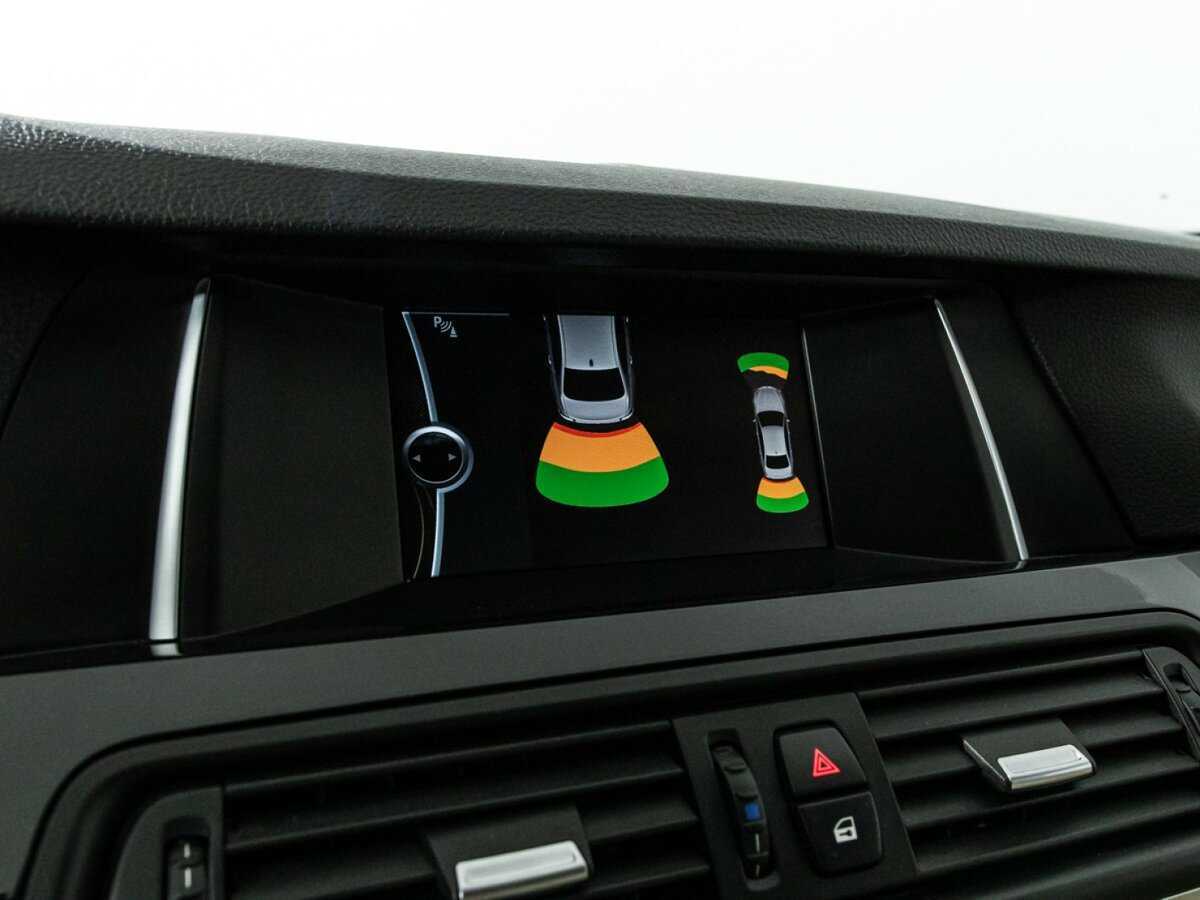 BMW 5 серии 520i, 2014 Фото №17