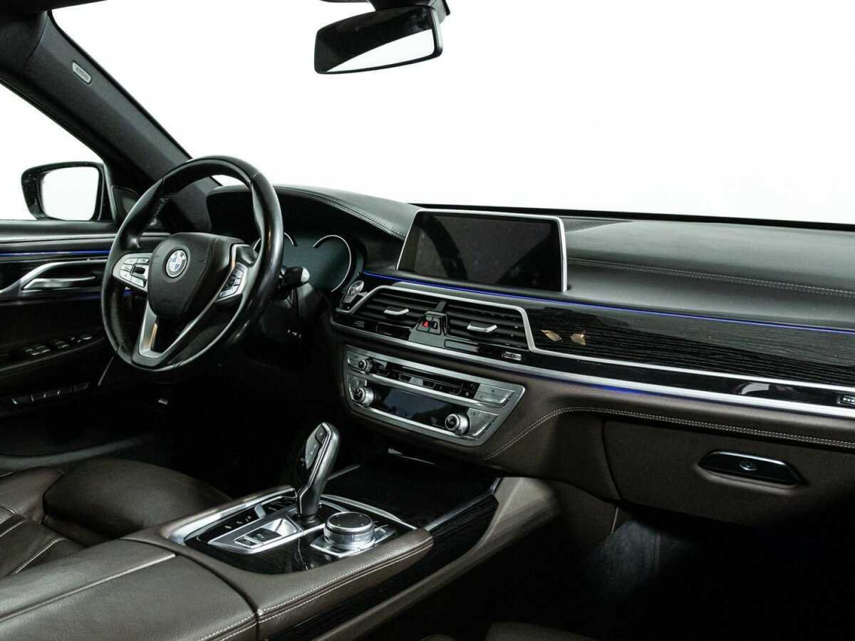 BMW 7 серии 730d xDrive, 2016 Фото №9