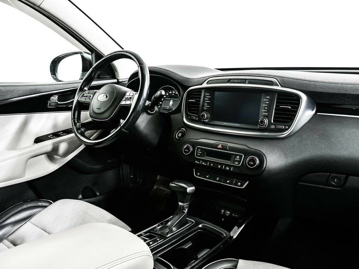 Kia Sorento, 2019 Фото №9