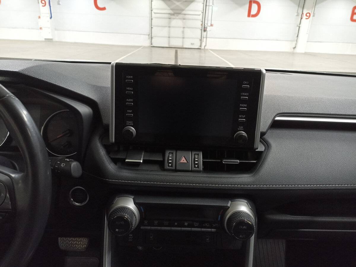 Toyota RAV4, 2021 Фото №15