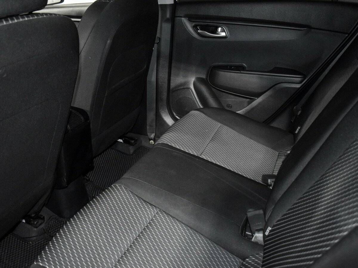 Kia Rio X-Line, 2020 Фото №13