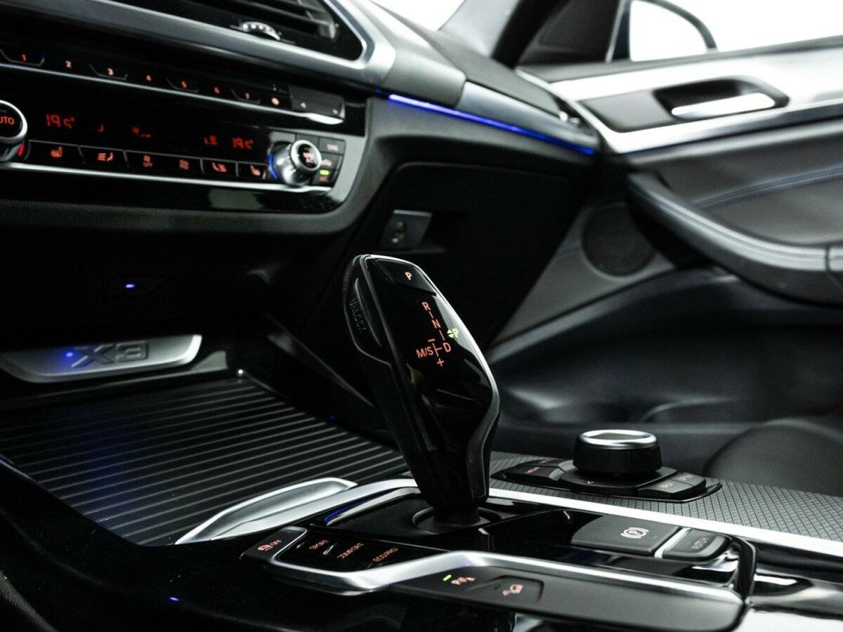 BMW X3 20d xDrive, 2018 Фото №21