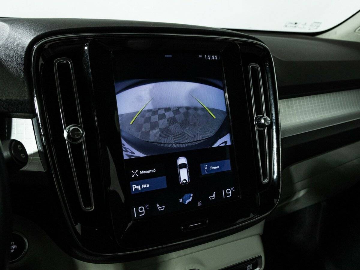 Volvo XC40, 2018 Фото №17