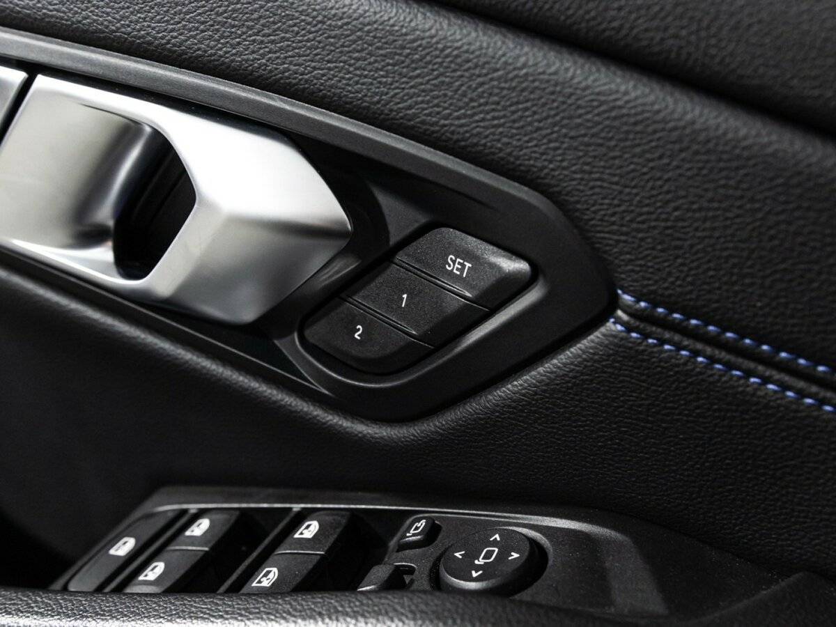 BMW 3 серии 320d xDrive, 2019 Фото №18