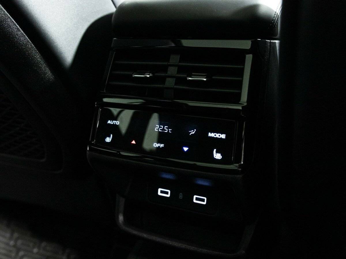 Geely Monjaro, 2023 Фото №28