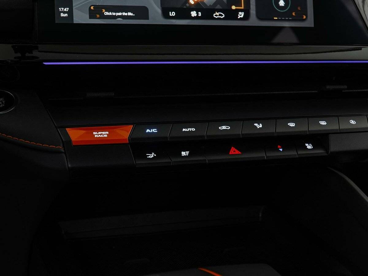 Changan UNI-V, 2023 Фото №23