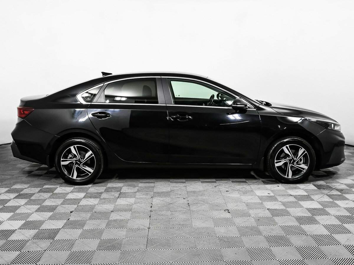 Kia Cerato, 2022 Фото №4