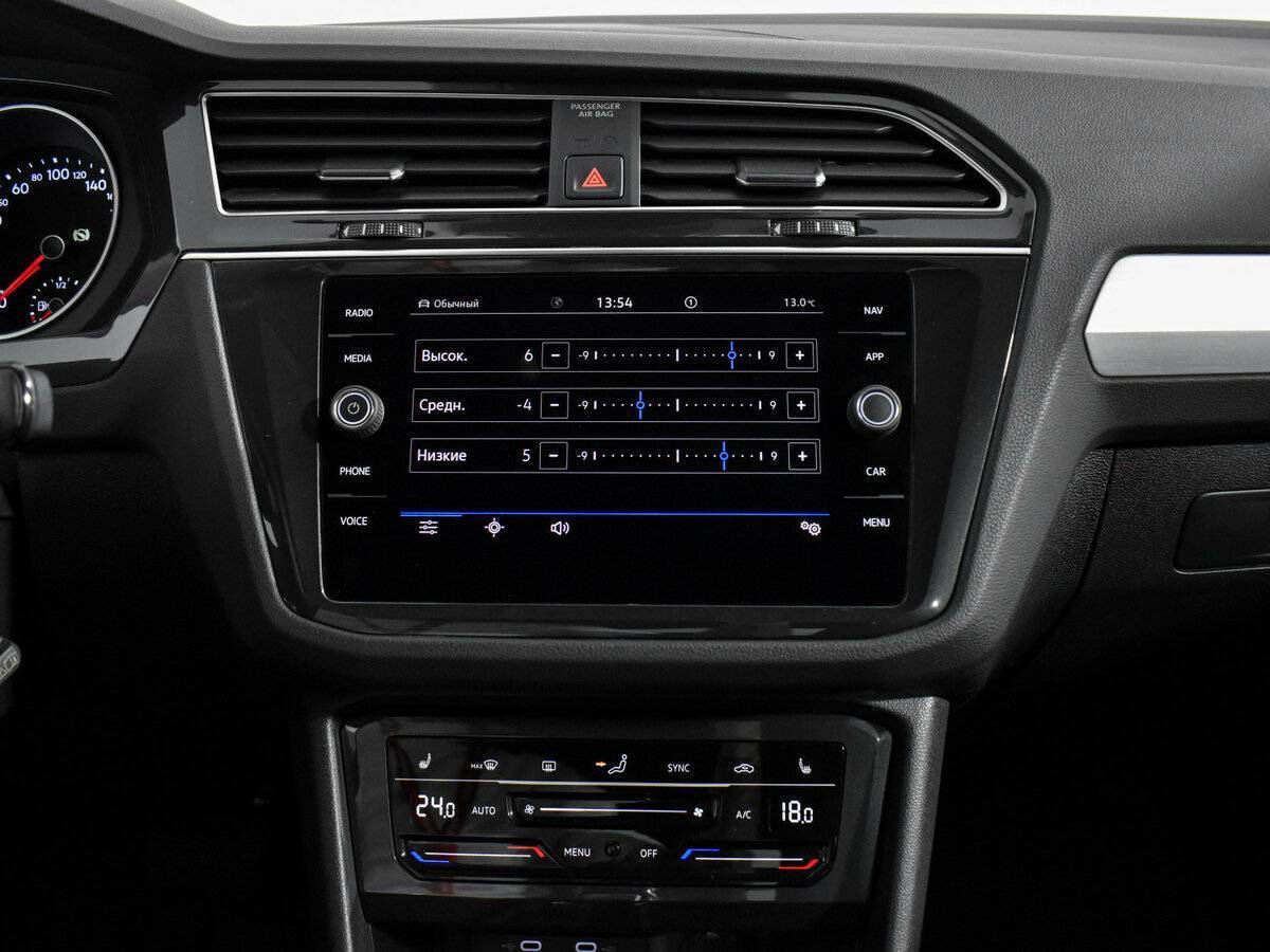 Volkswagen Tiguan, 2021 Фото №14