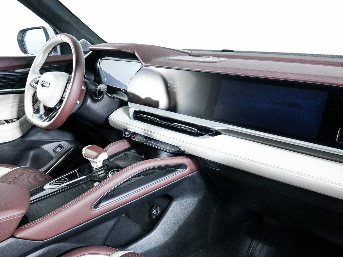 Geely Monjaro, 2023 Фото №9