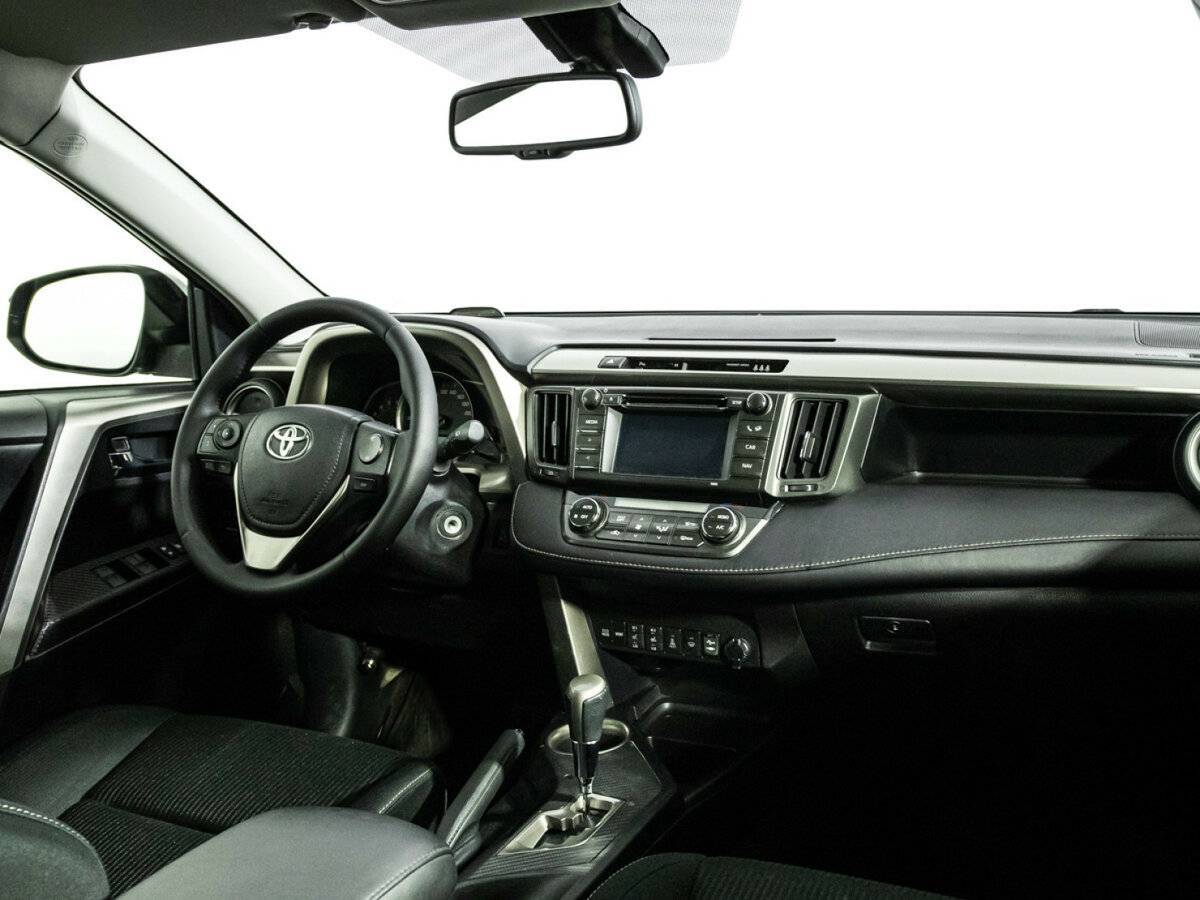 Toyota RAV4, 2015 Фото №9
