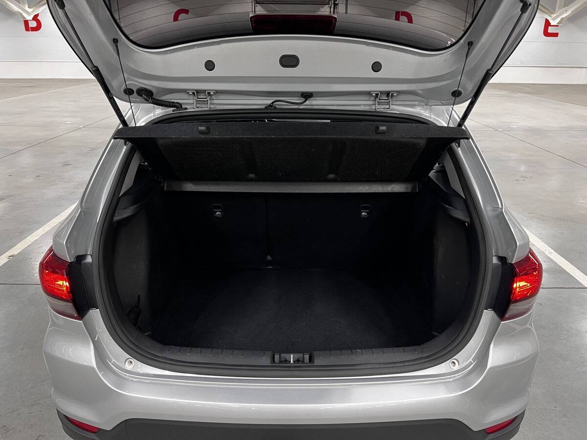 Kia Rio X-Line, 2020 Фото №10