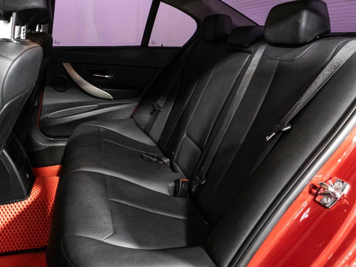 BMW 3 серии 320i, 2012 Фото №10