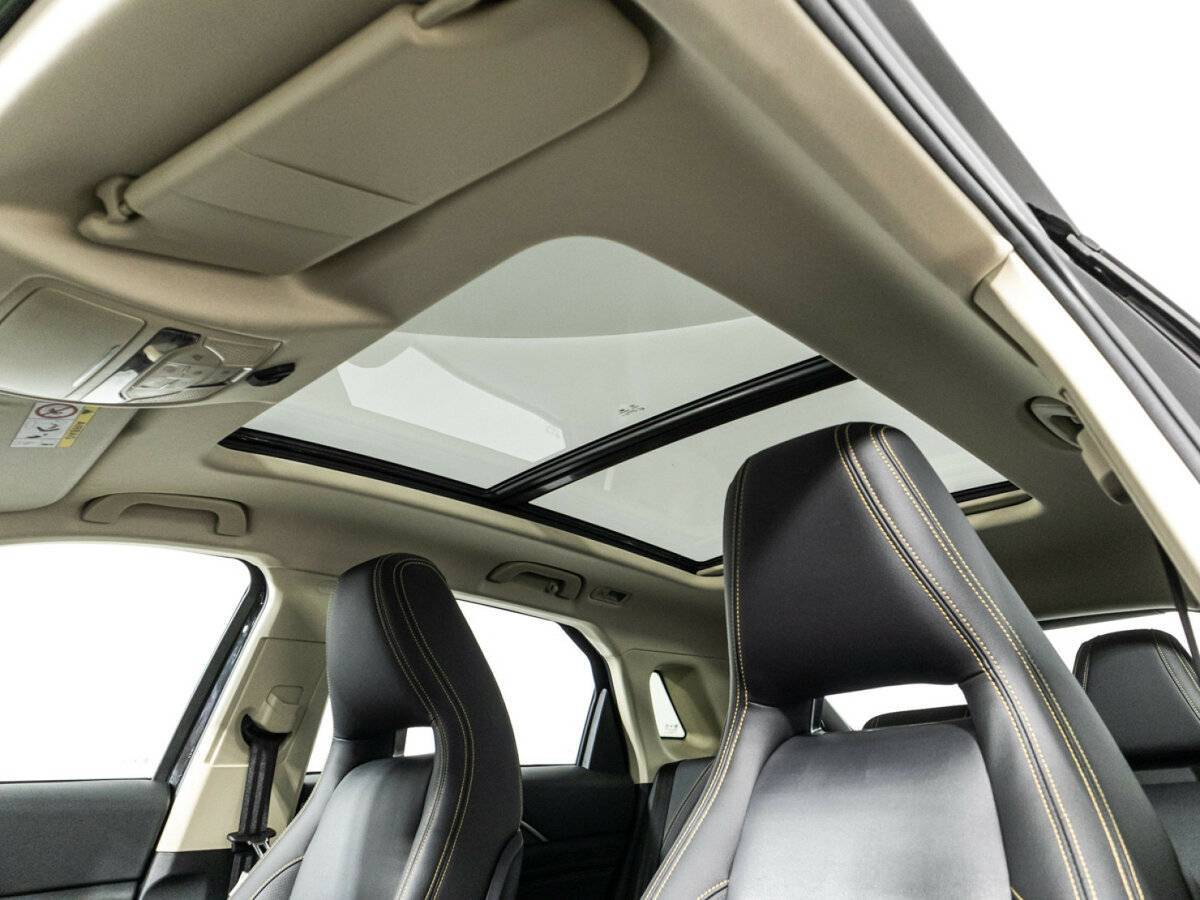 FAW Bestune T77, 2022 Фото №19