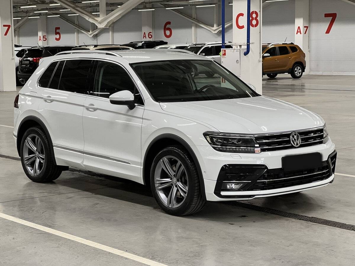 Volkswagen Tiguan, 2019 - 75 377 км. | Фото №3