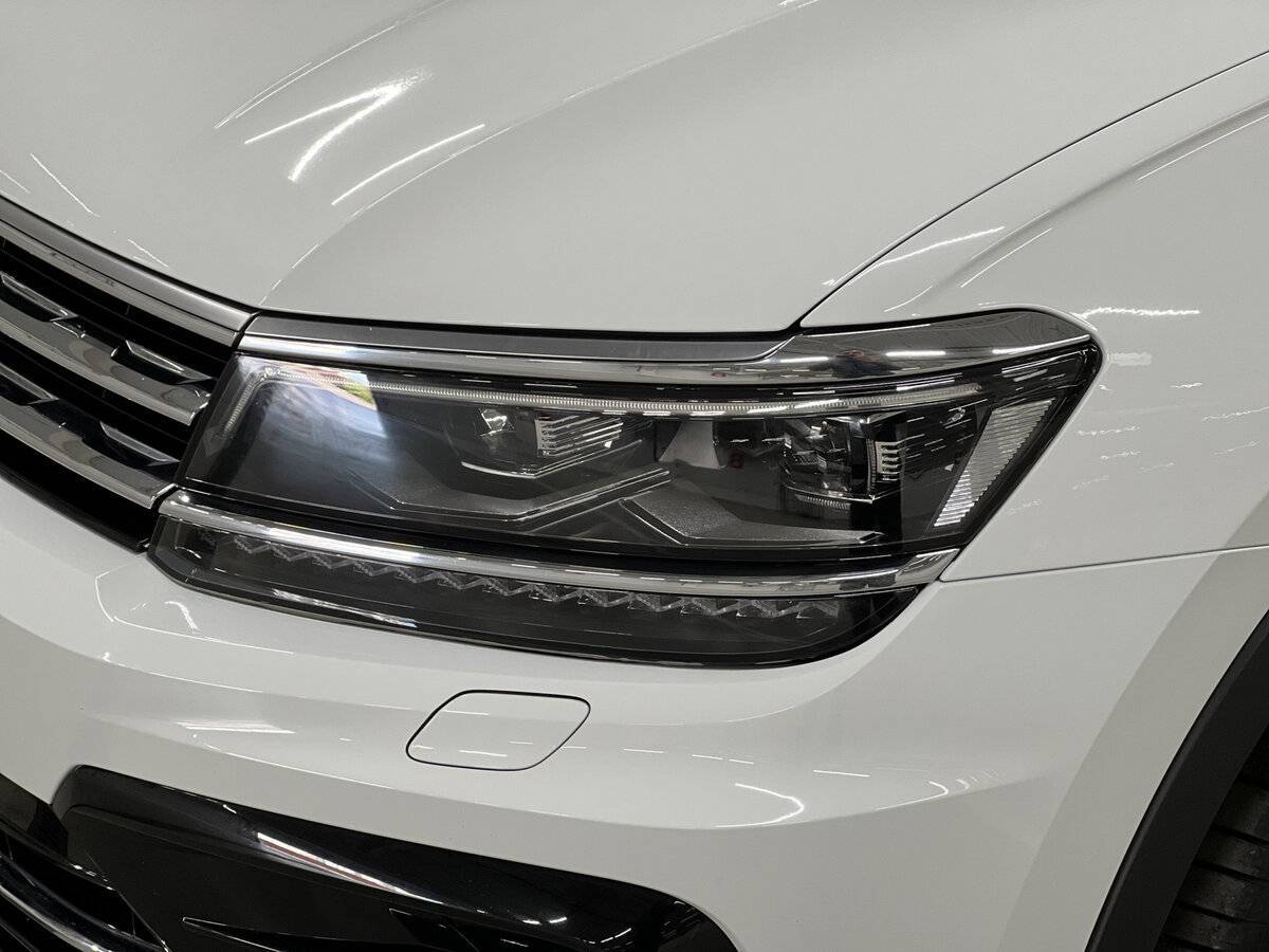 Volkswagen Tiguan, 2019 Фото №17