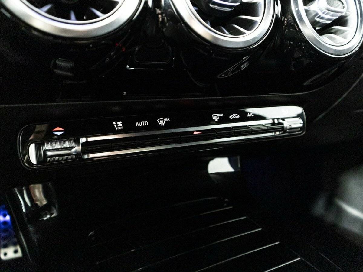 Mercedes-Benz CLA 250, 2019 Фото №23