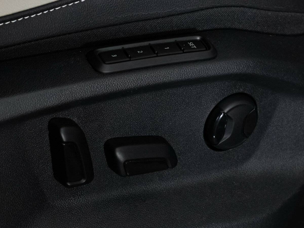 Volkswagen Tiguan, 2020 Фото №20