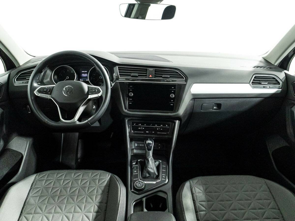 Volkswagen Tiguan, 2021 Фото №13