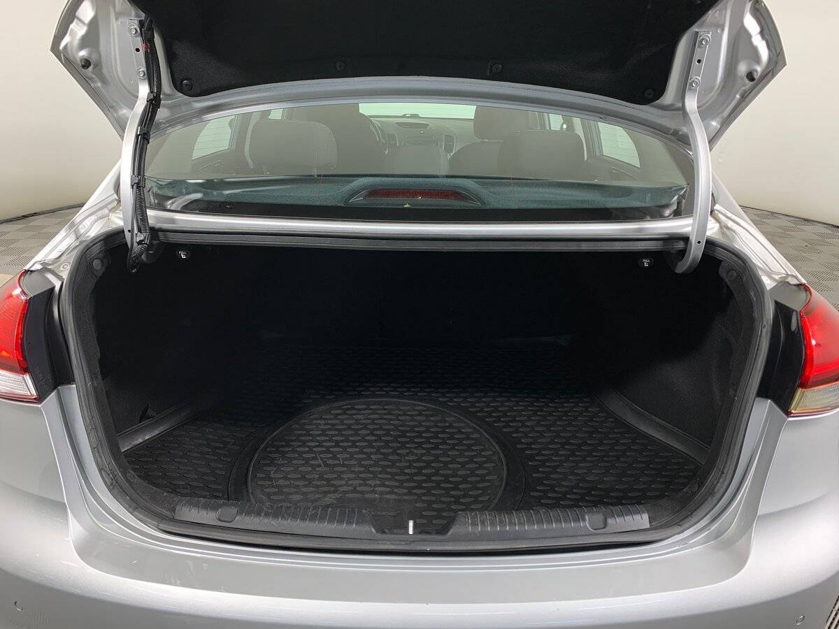 Kia Cerato, 2017 Фото №19